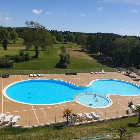 Charming With Dishwasher Located At Golf Course * LʼAiguillon-sur-Vie